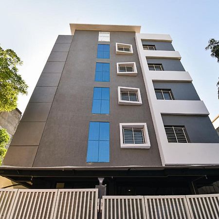 Oyo Townhouse 498 Hotel Western Nagpur Extérieur photo