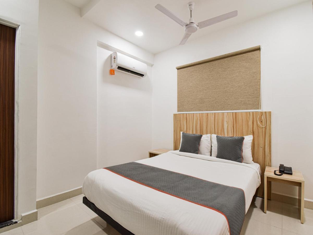Oyo Townhouse 498 Hotel Western Nagpur Extérieur photo